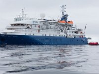 IMGL1476  Ons cruiseschip: de Sea Spirit.