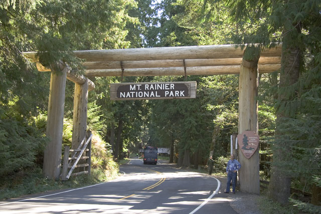 Mt.Rainier Nat. Park - Nisqually Entrance Mt.Rainier Nat. Park - Nisqually Entrance
